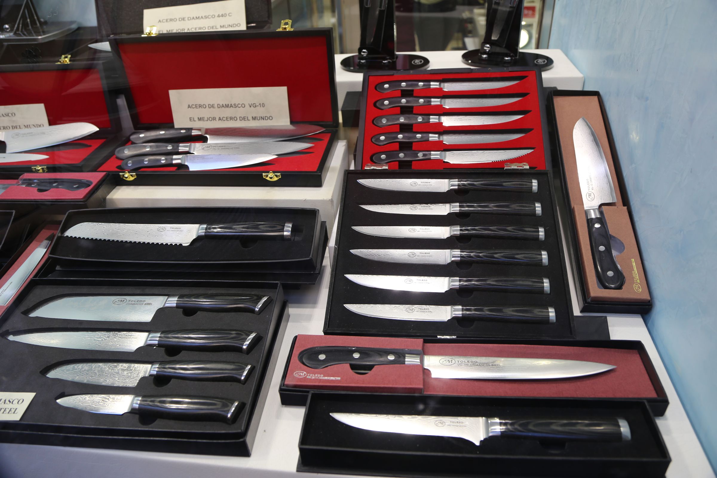 Toledo Knives